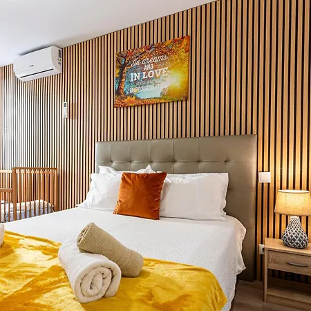 Holiday Funchal Center