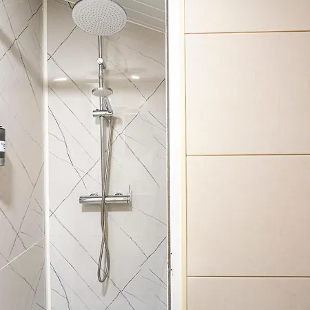 Apartament Center *